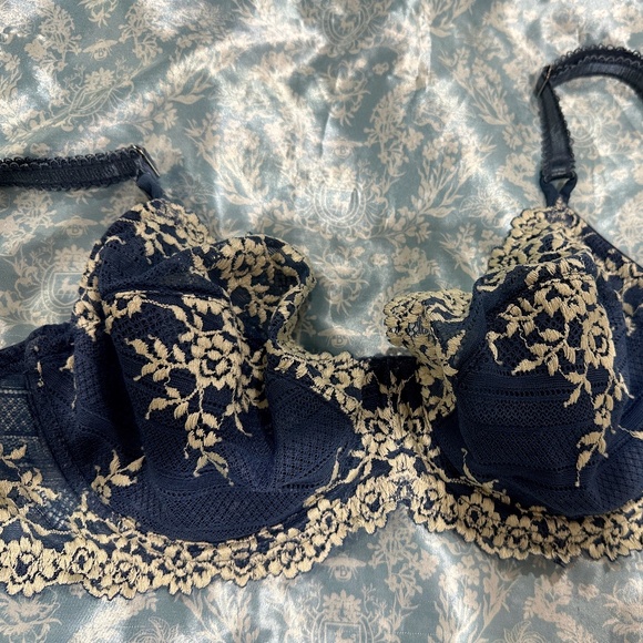 Wacoal Other - NWOT WACOAL BRA
